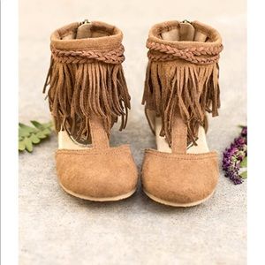 Joyfolie fennah in pecan girls size 9